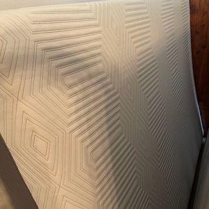 Sleepy's Memory Foam Doze